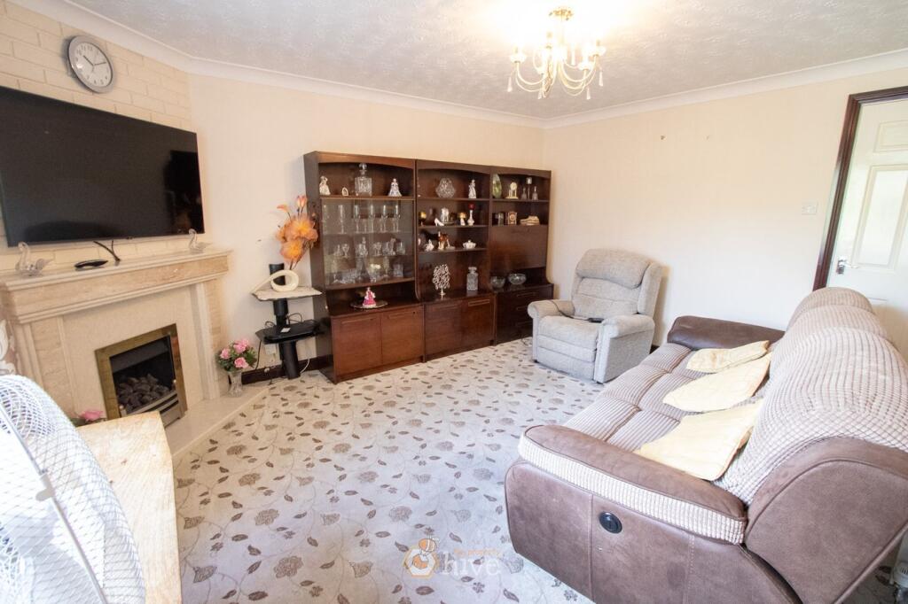 Fairford Close, Cantley, Doncaster, DN4 photo 4