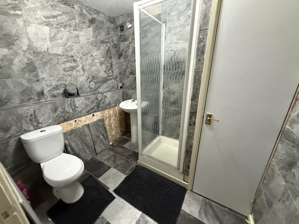 Apartment in Wolverhampton - View 5