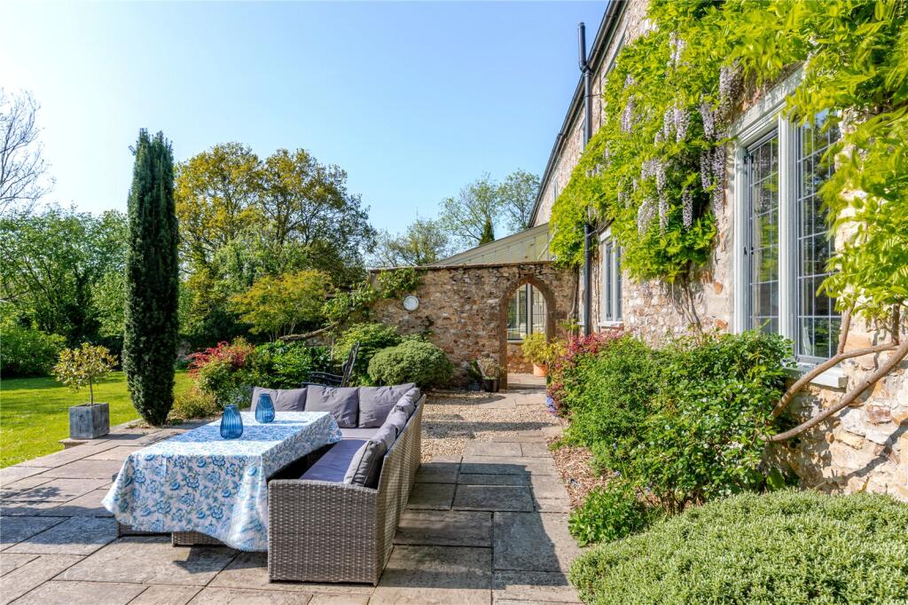 Lower Lane, Dalwood, Axminster, Devon photo 2