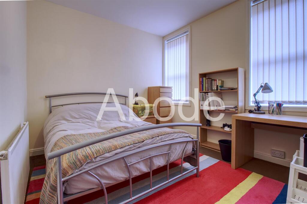 House in Leeds - View 3