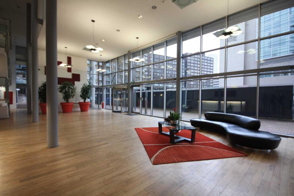 Main image of property: The Edge, Clowes St