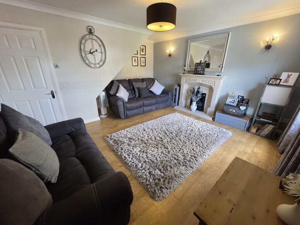 House in Stoke-on-Trent - View 3