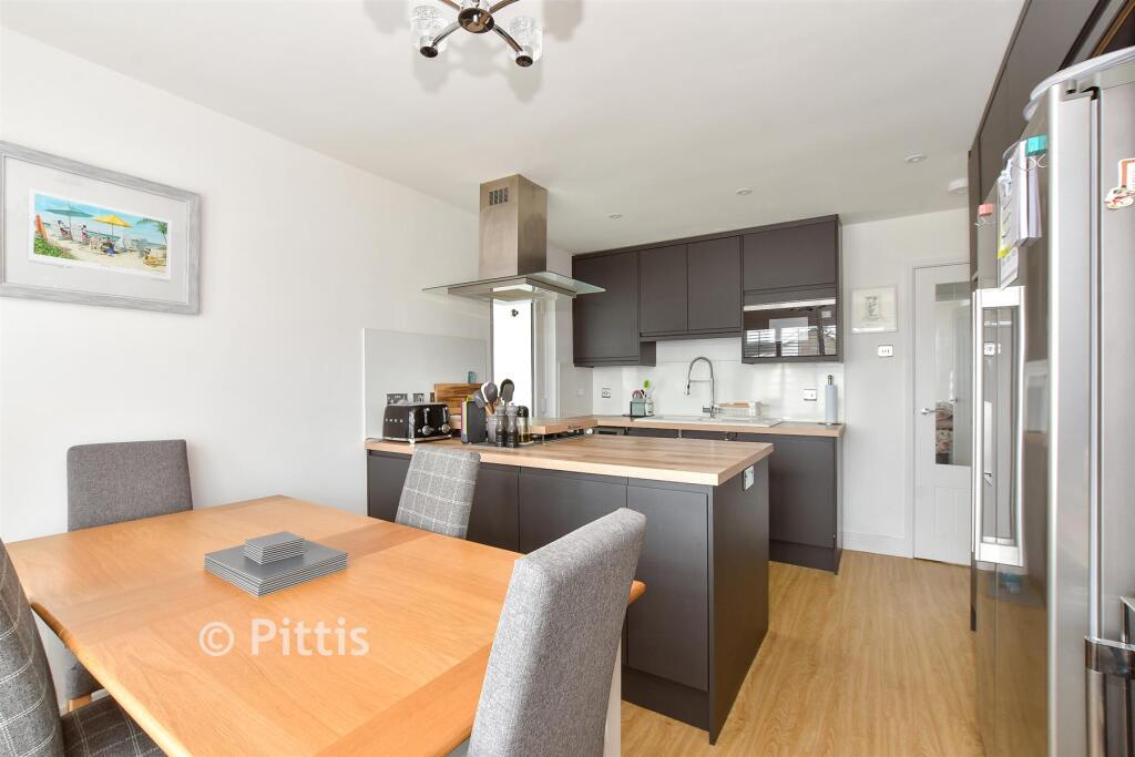House in Shanklin, Isle of Wight - View 4