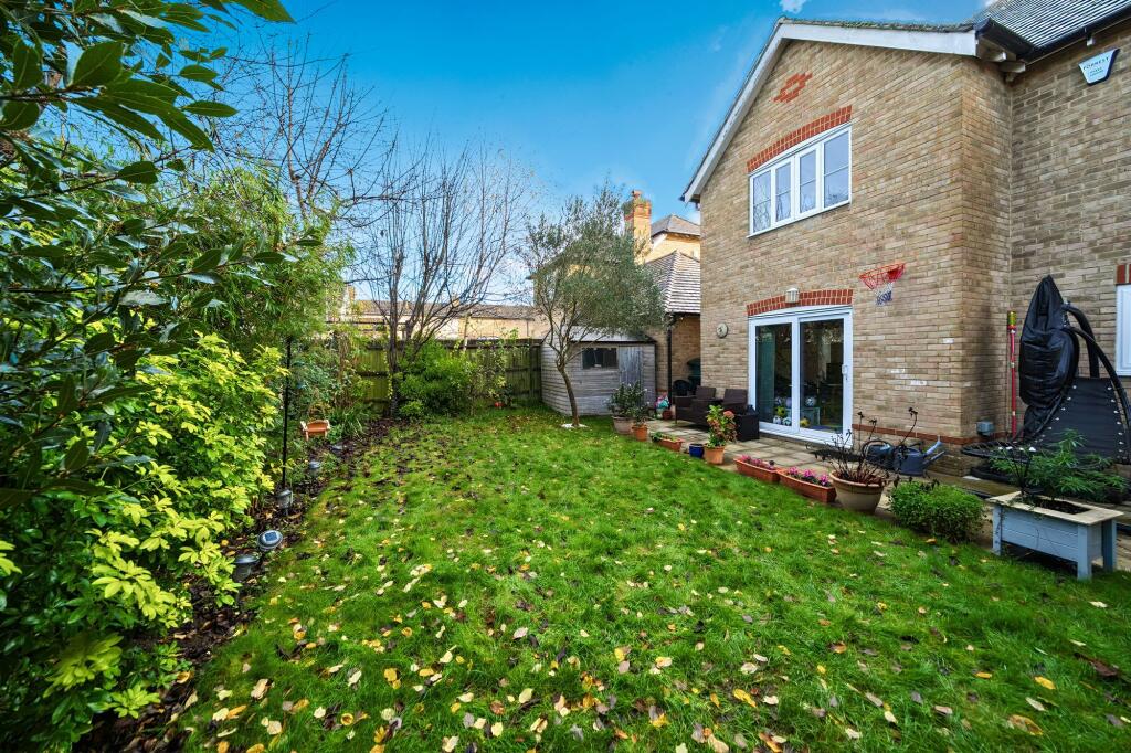House in Rochester - View 4