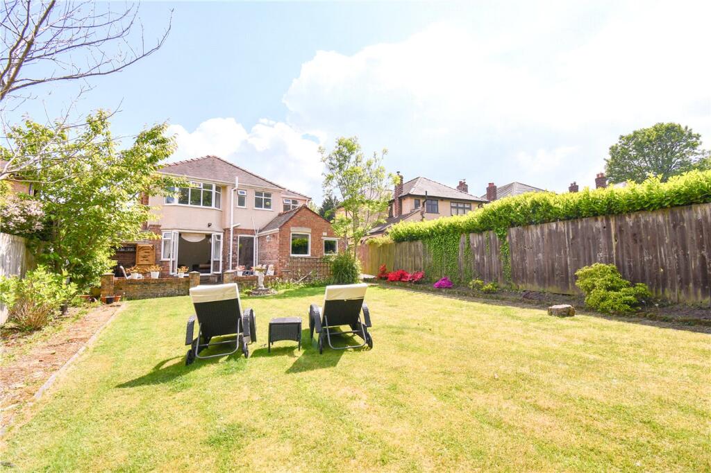 Grosvenor Place, Prenton photo 3