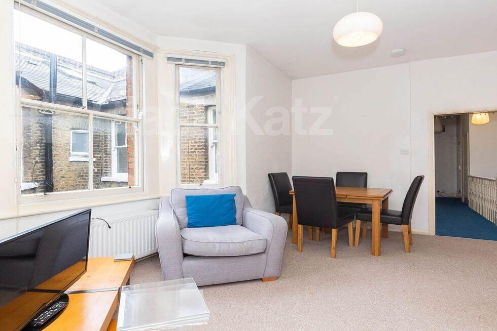 2 bedroom flat for rent