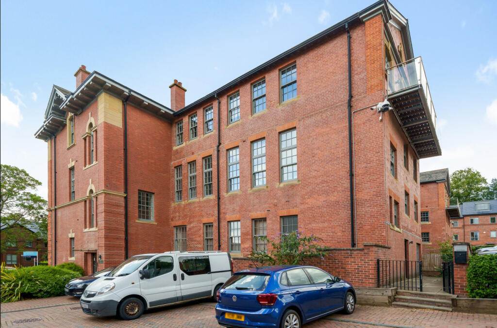Main image of property: Victoria Gardens, Hyde Park, Leeds, LS6