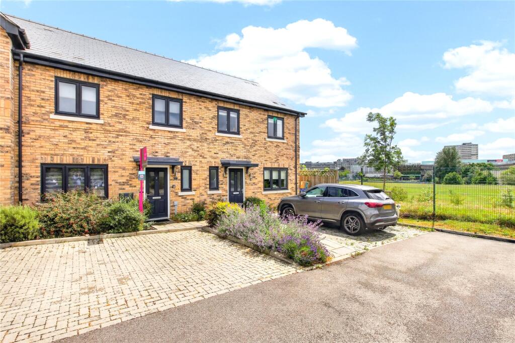 Johnstone Close, Bracknell, Berkshire, RG12 - View 5