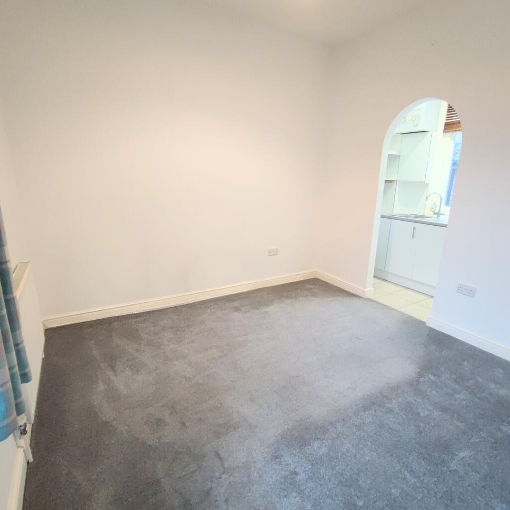 Main image of property: High East Street, DORCHESTER