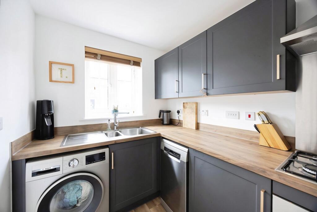 House in Stratford-on-Avon, Stratford-upon-Avon - View 3