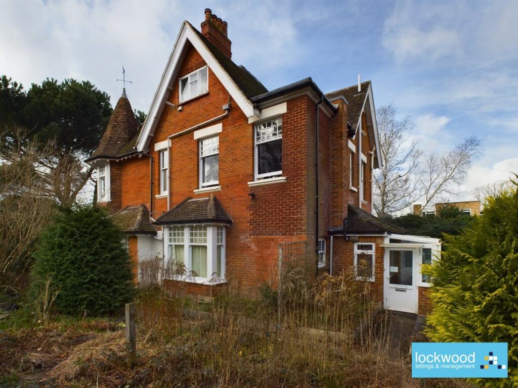 Main image of property: 27 Upper Gordon Road, Camberley