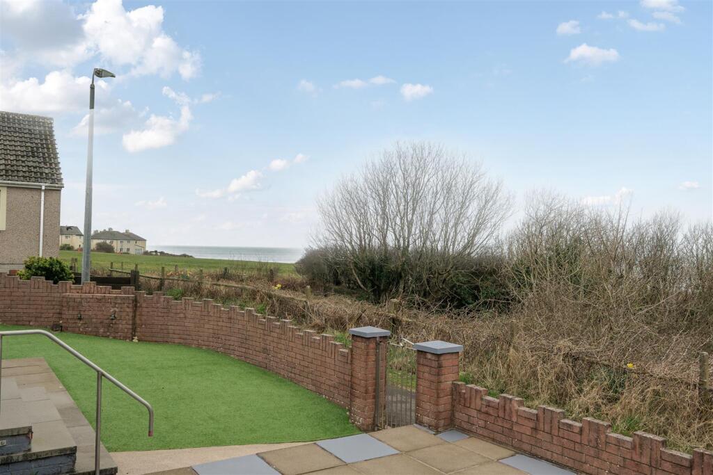 Firth View, Parton, Whitehaven photo 4
