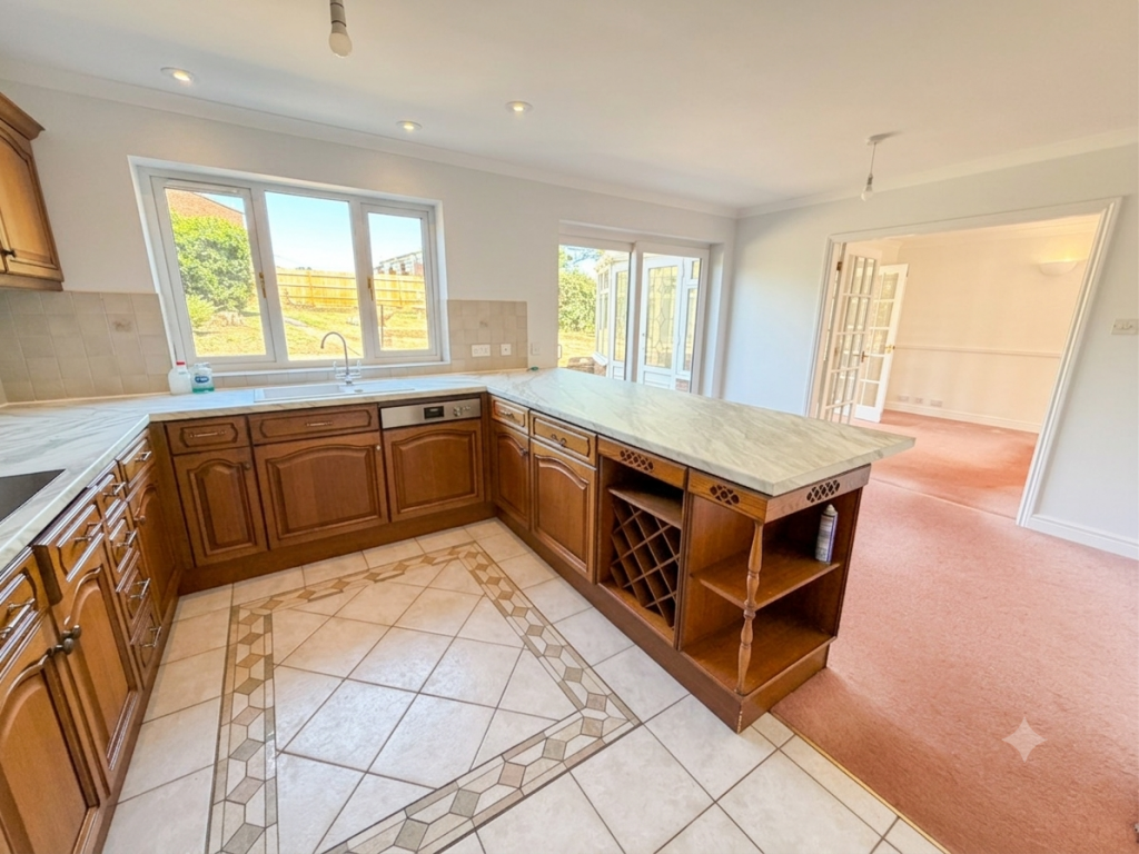Staverton Road, Daventry - View 5