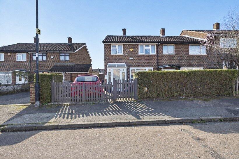 Main image of property: Bartelotts Road, Slough, Berkshire, SL2