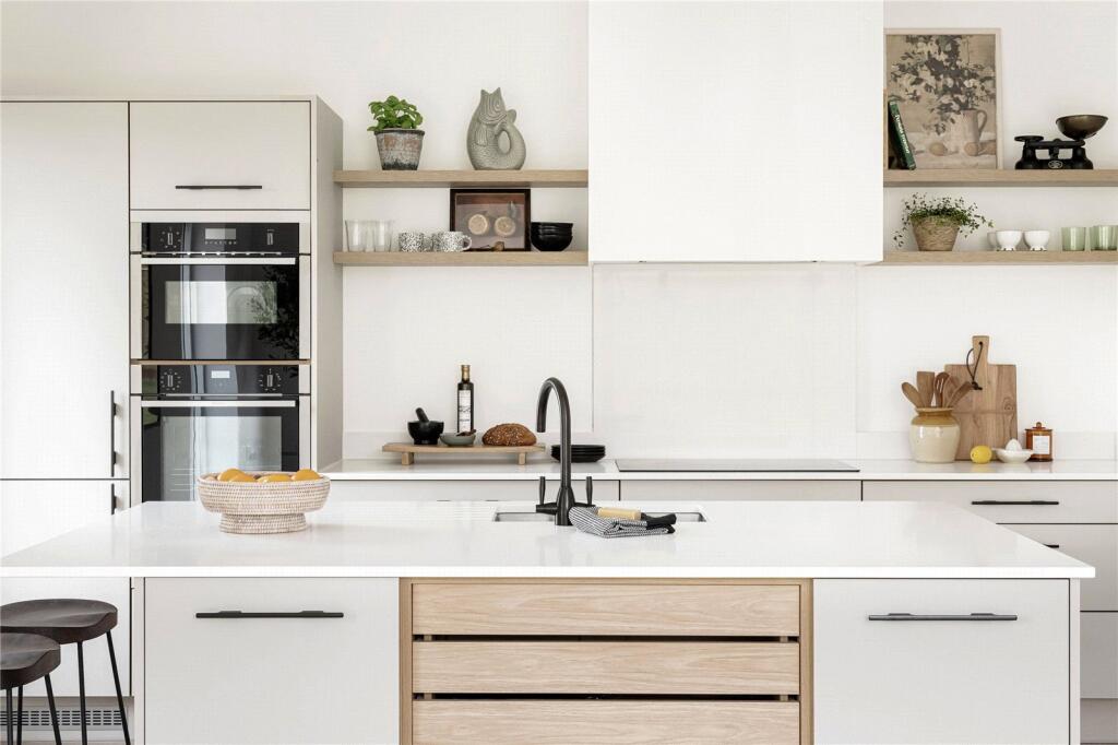 Additional image 27 of The Barn Garden, Great Elm