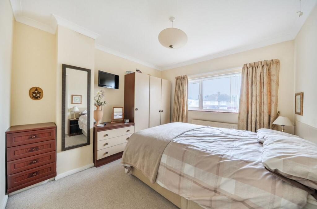 House in Swindon - View 5