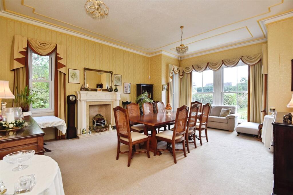 Crewe Road, Alsager, Stoke-on-Trent, Cheshire, ST7 photo 2