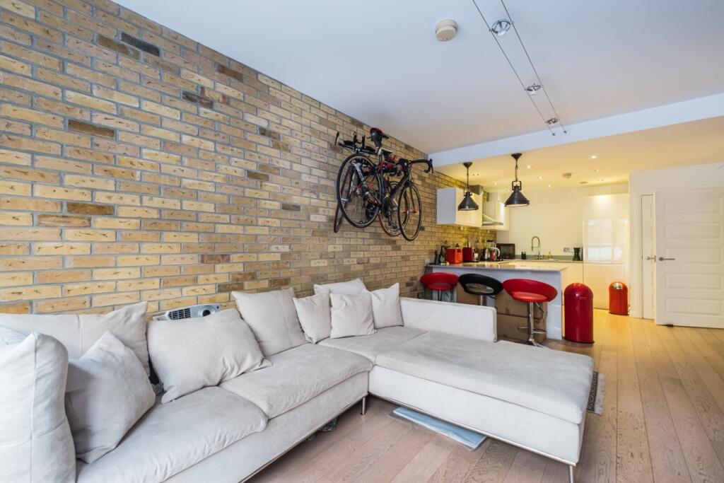 Main image of property: Plumbers Row E1, EPC:C