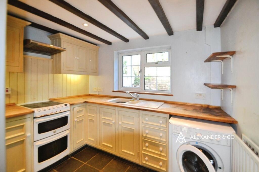 House in North Marston - View 3
