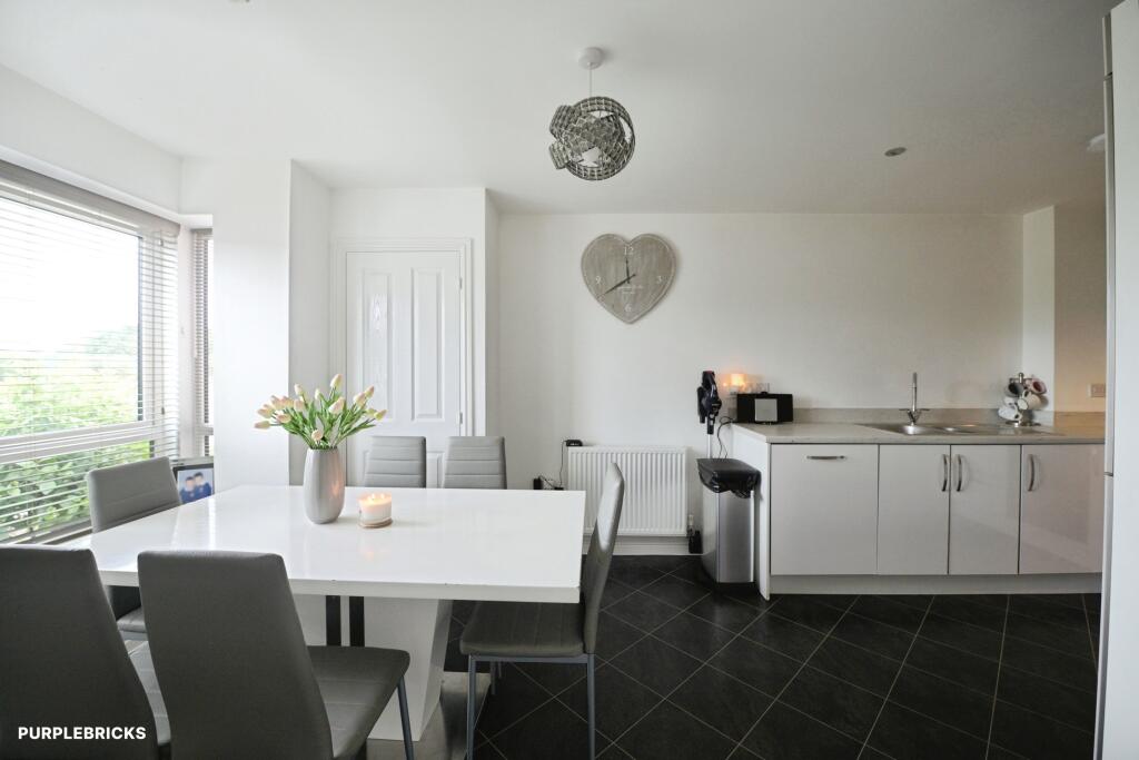 House in Romford - View 5