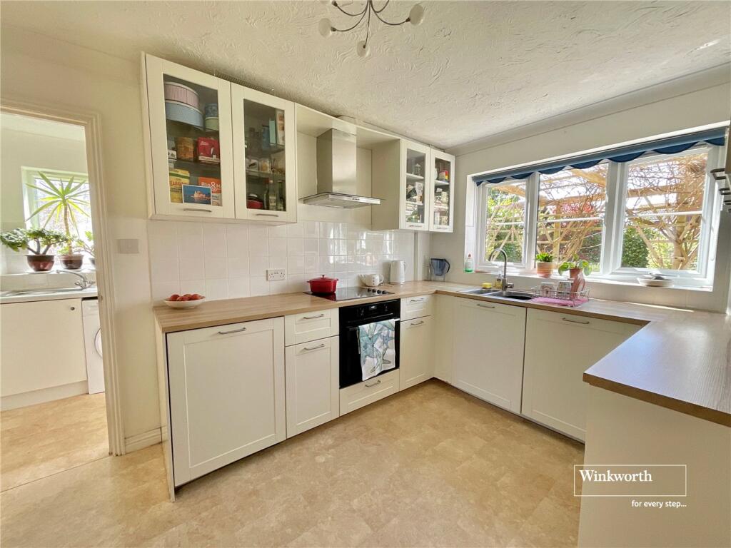 House in New Forest, Old Milton, New Milton - View 2