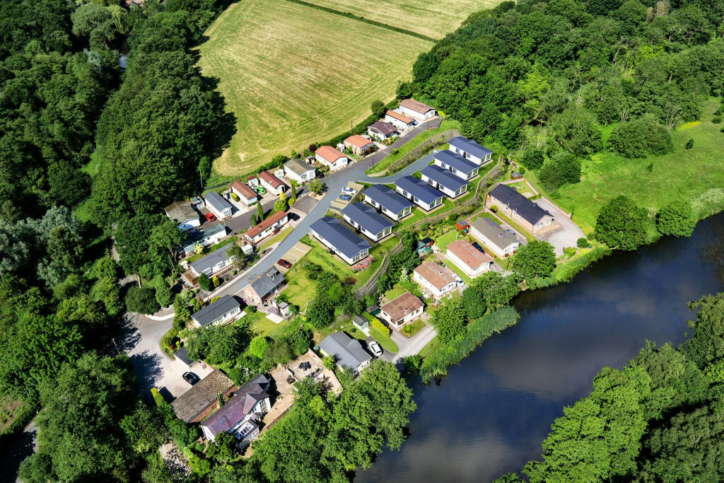 Winsford, Cheshire, CW7 photo 3
