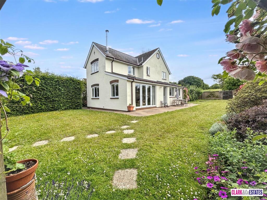 Main image of property: Higher Shapter Street, Topsham