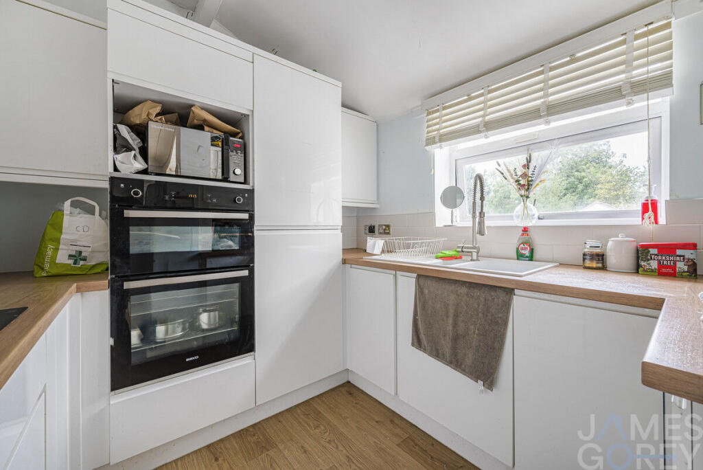 House in Dartford - View 3
