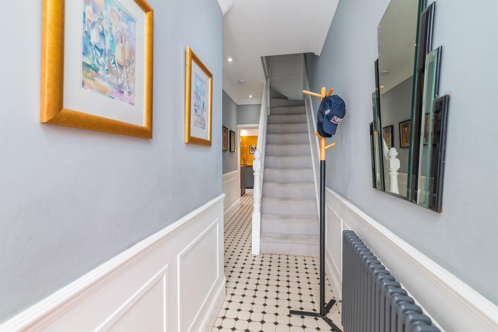 House in Maldon - View 5