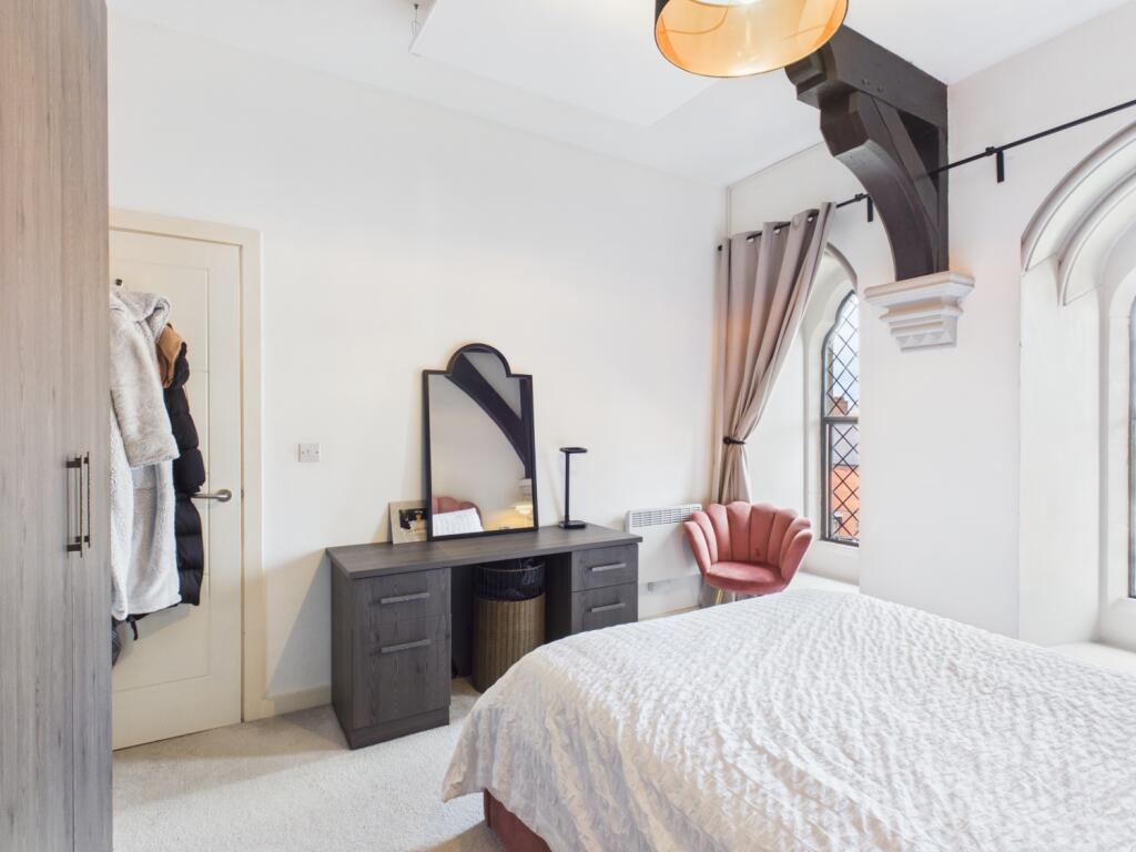 Apartment in Tameside, Newton Wood - View 4