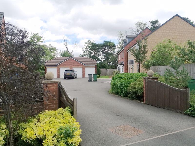 32 Hough Way, Shifnal. TF11 9PA photo 4