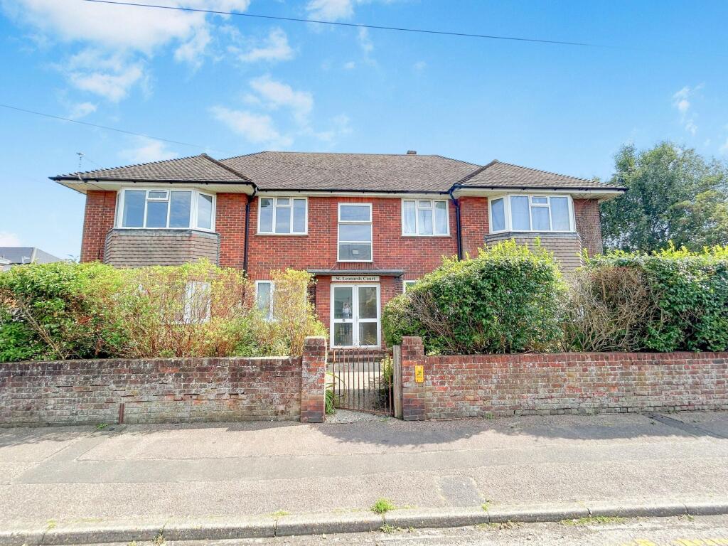 2-bed flat on St Leonards Road, Bournemouth, BH8, £169,950