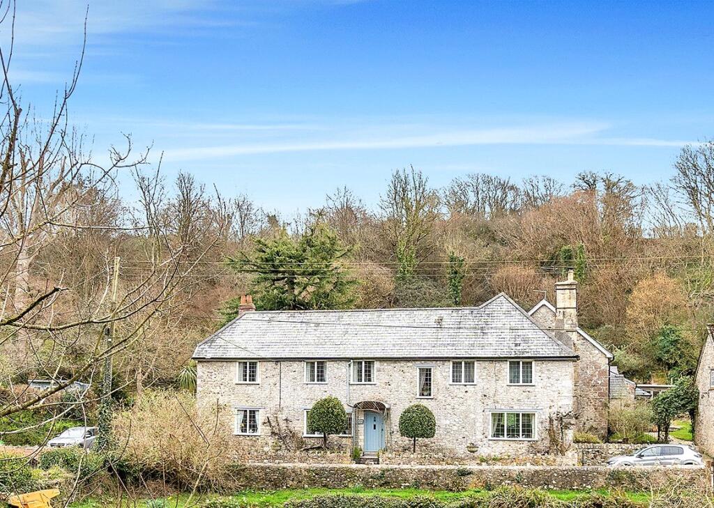 Main image of property: Combpyne, Axminster, Devon, EX13