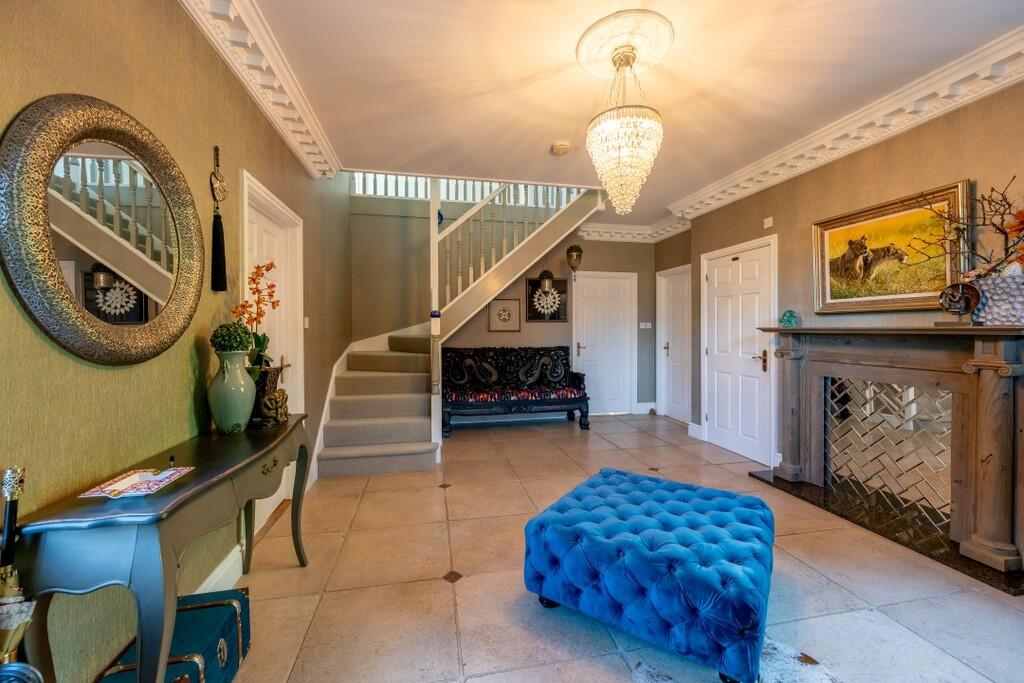 9 Tavistock Road photo 4