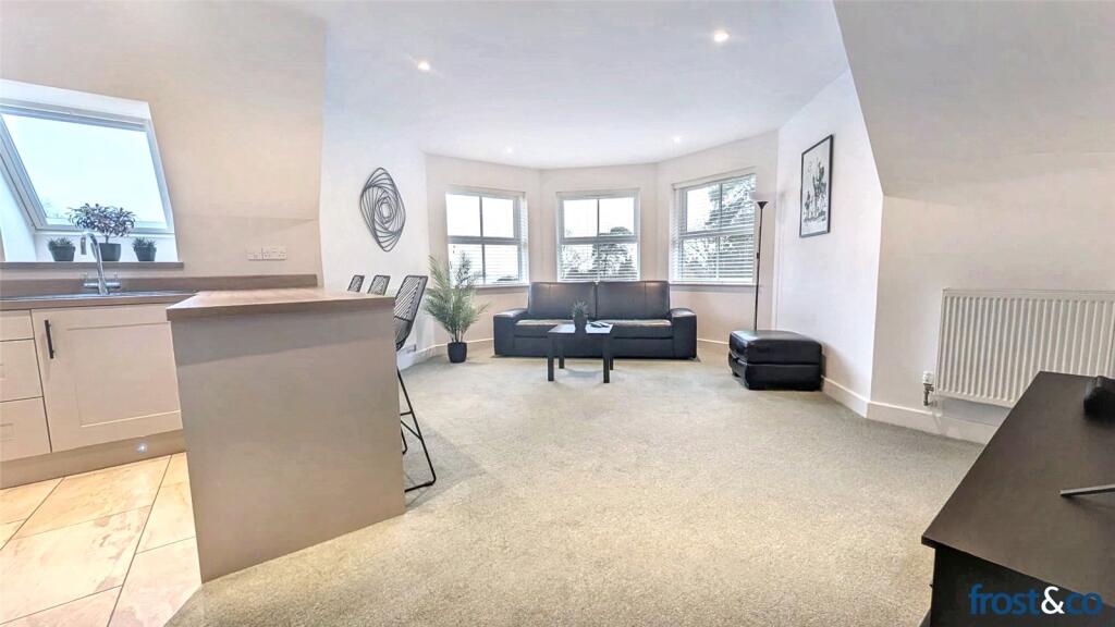 Apartment in Poole - View 4