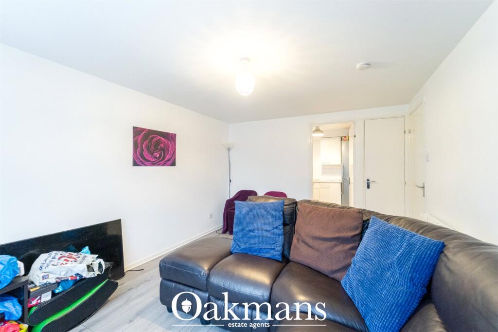 Heathlands Grove, Northfield, Birmingham, B31 photo 3