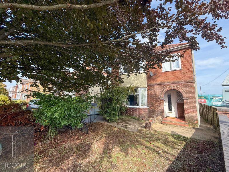 2-bed detached on Reepham Road, Hellesdon, Norwich, £200,000