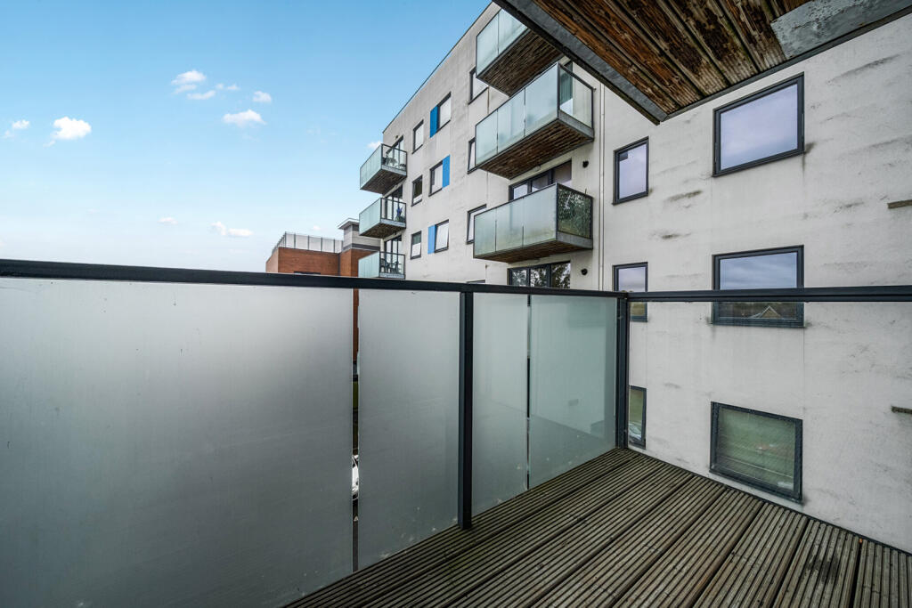 Apartment in London - View 4