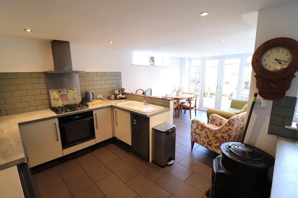 House in Stevenage, Old Town - View 4