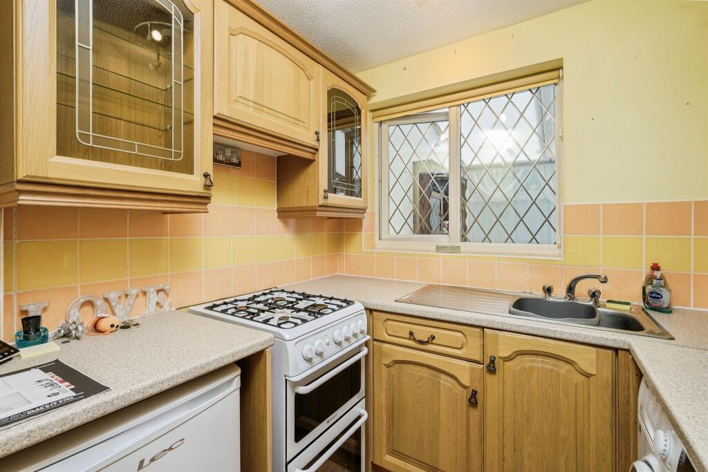 House in Plymouth - View 5