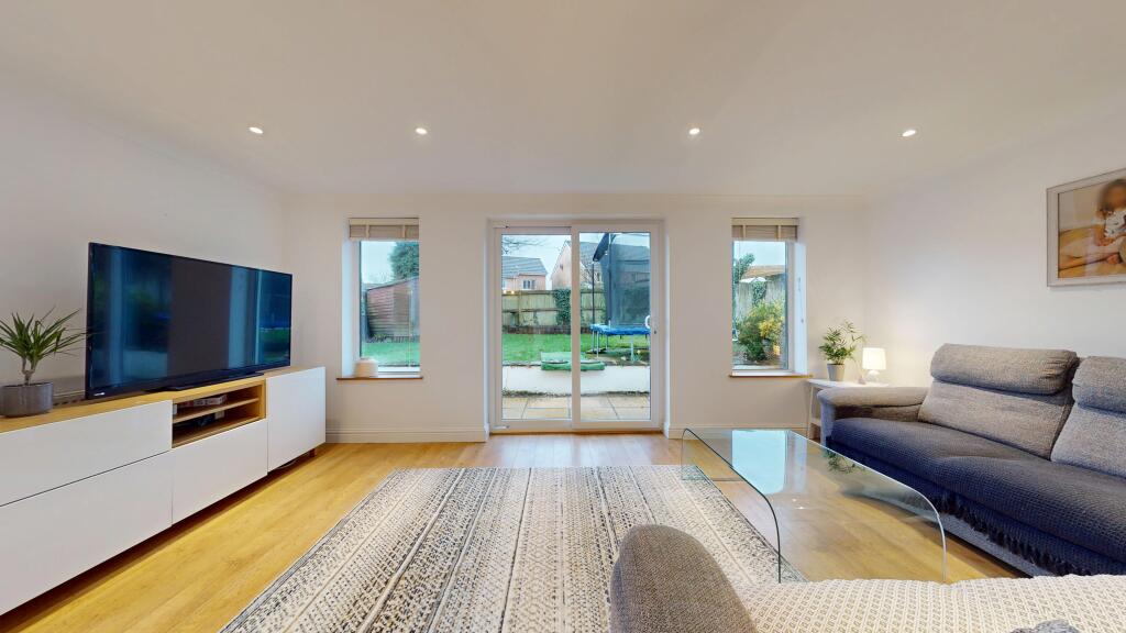 House in Cardiff, Thornhill - View 5