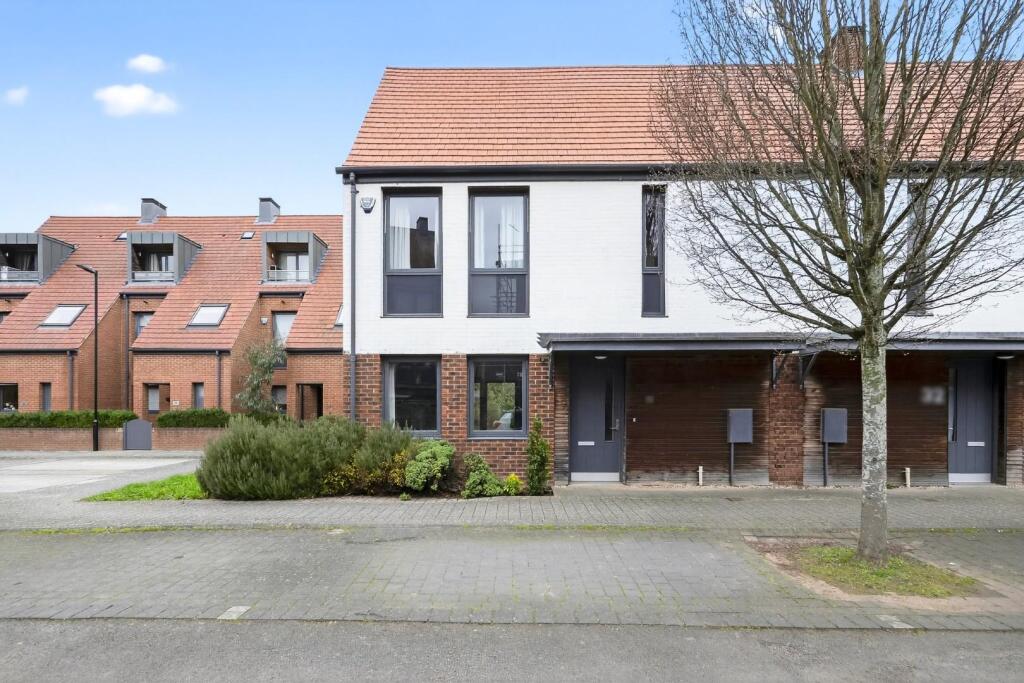 Main image of property: Lotherington Mews, York