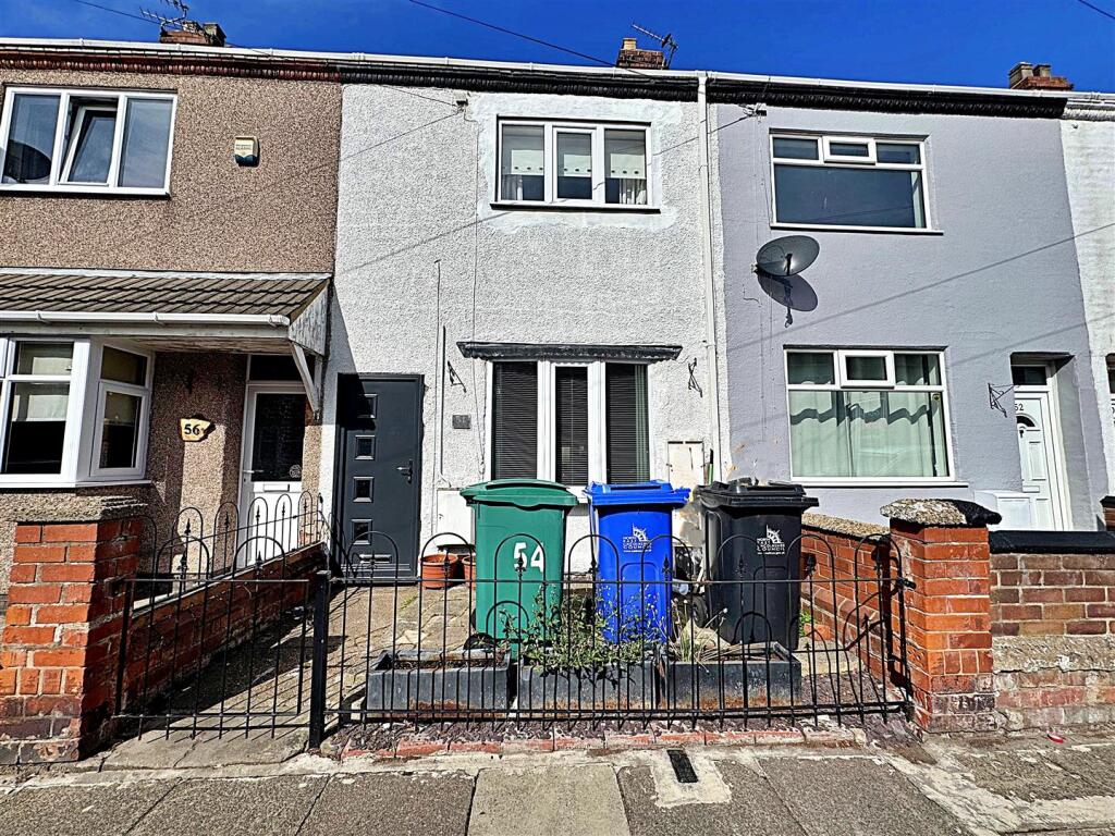 Main image of property: 54 Daubney Street, Cleethorpes, N.E. Lincs, DN35 7BA