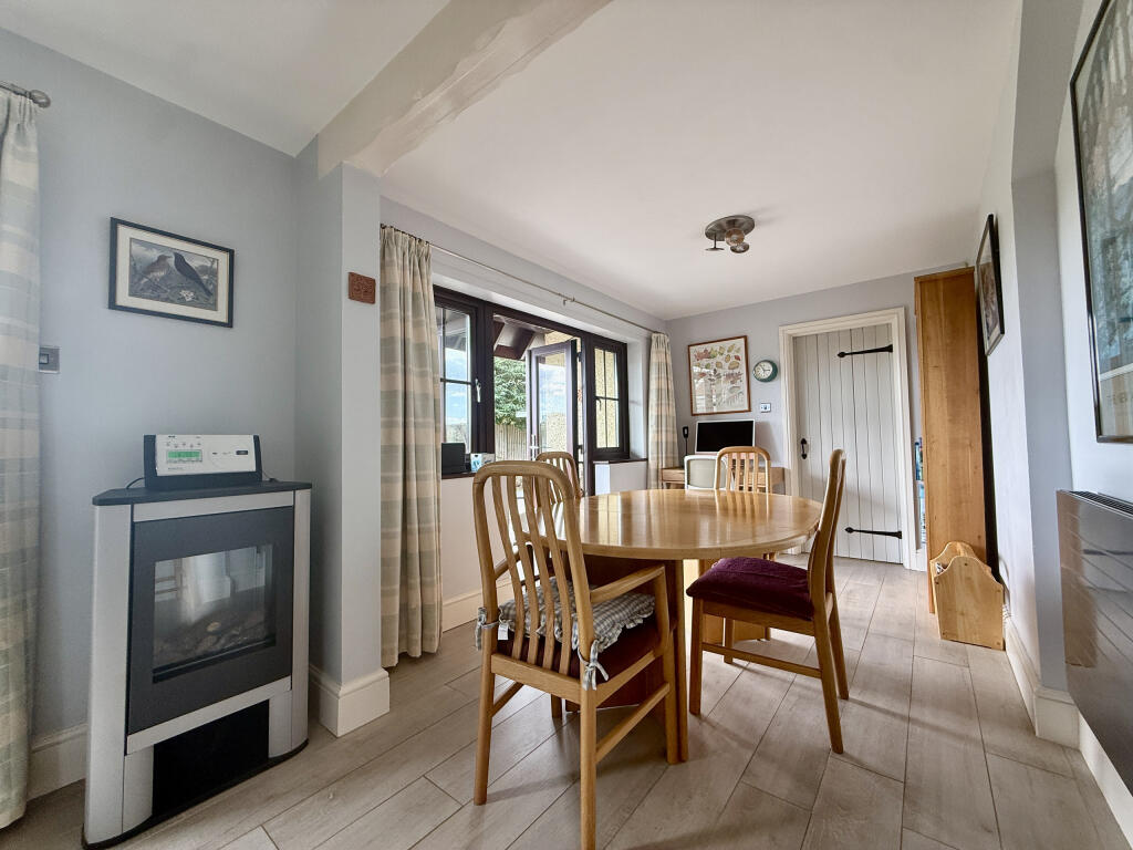 House in Bridgwater, Tuckerton - More