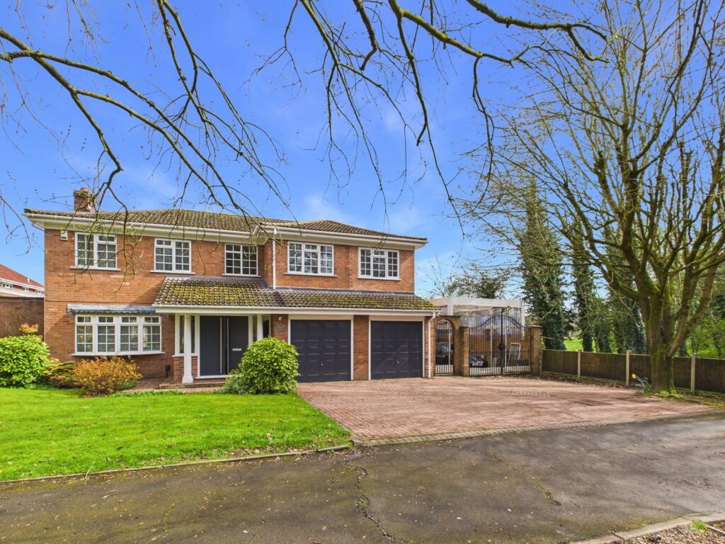 Main image of property: Barlaston Old Road, Stoke-on-Trent, ST4 8HJ