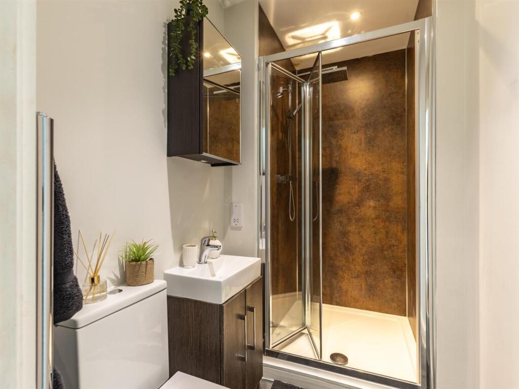 Apartment in Sheffield - View 2