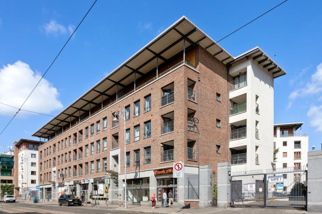 Main image of property: 96 Spencer House, Custom House Square, IFSC, Dublin 1, D01 K6W7