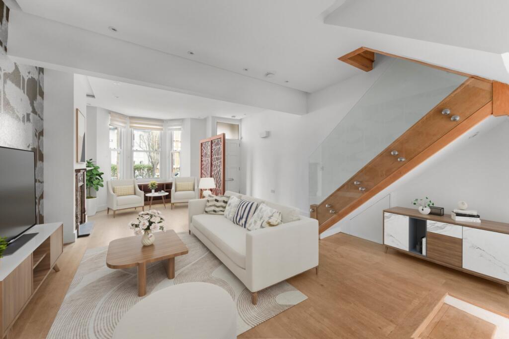 Main image of property: Tonsley Hill, 
The Tonsleys, SW18