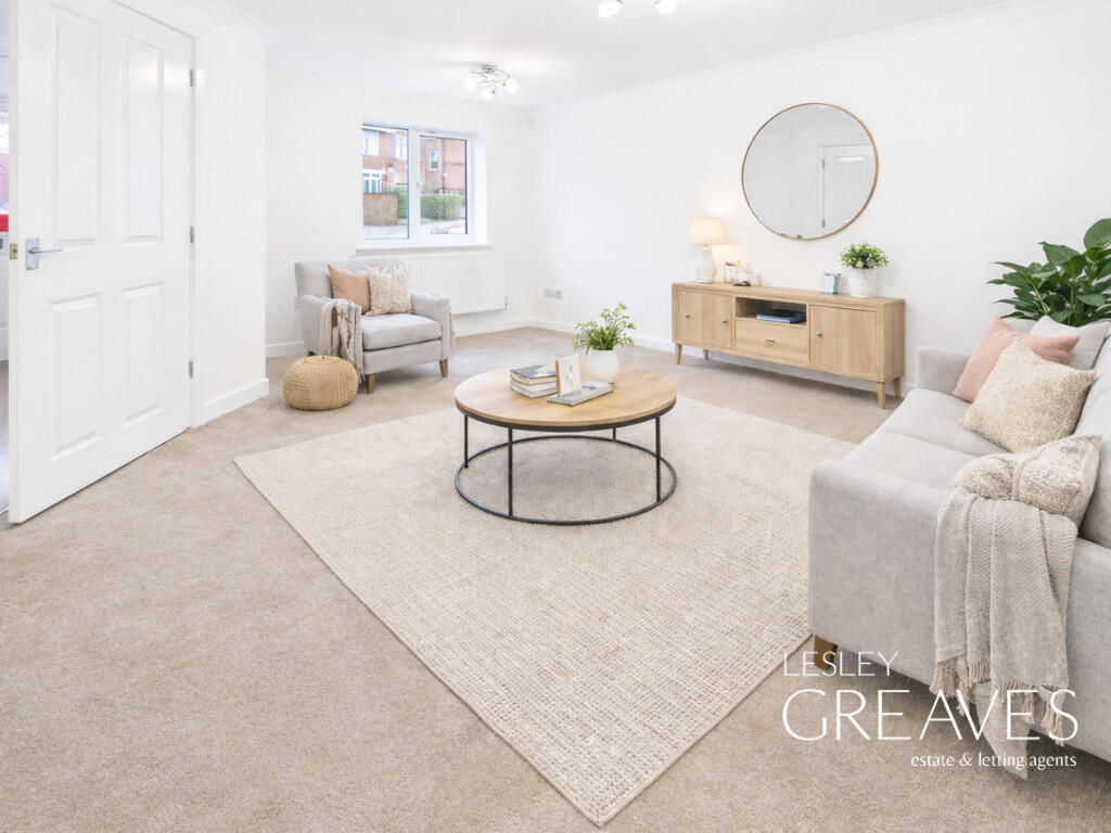 House in Nottingham, Woodthorpe - View 4
