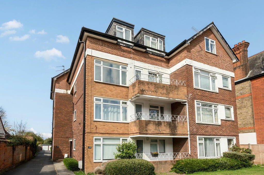 Main image of property: Bromley Road, Beckenham, BR3